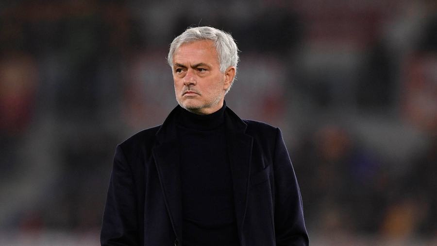 Jose Mourinho vendos për të ardhmen e tij