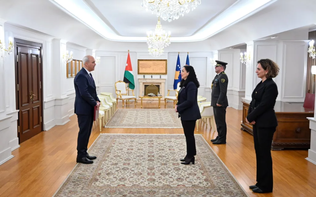 Presidentja Osmani pranoi letrat kredenciale nga ambasadori jorezident i Jordanisë 2 474809120 650004451021547 4978131354702069644 n