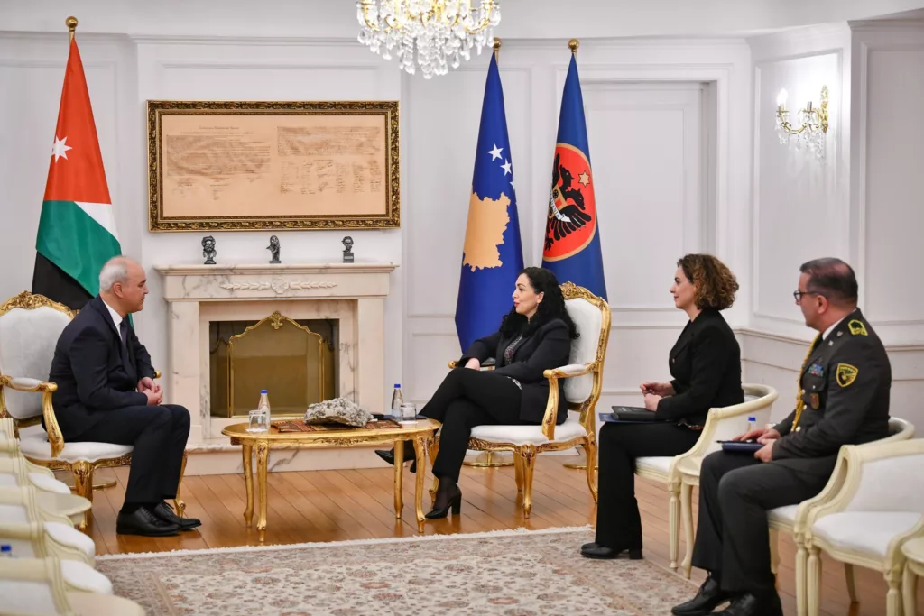 Presidentja Osmani pranoi letrat kredenciale nga ambasadori jorezident i Jordanisë 3 474871418 650004444354881 4220576303671471279 n