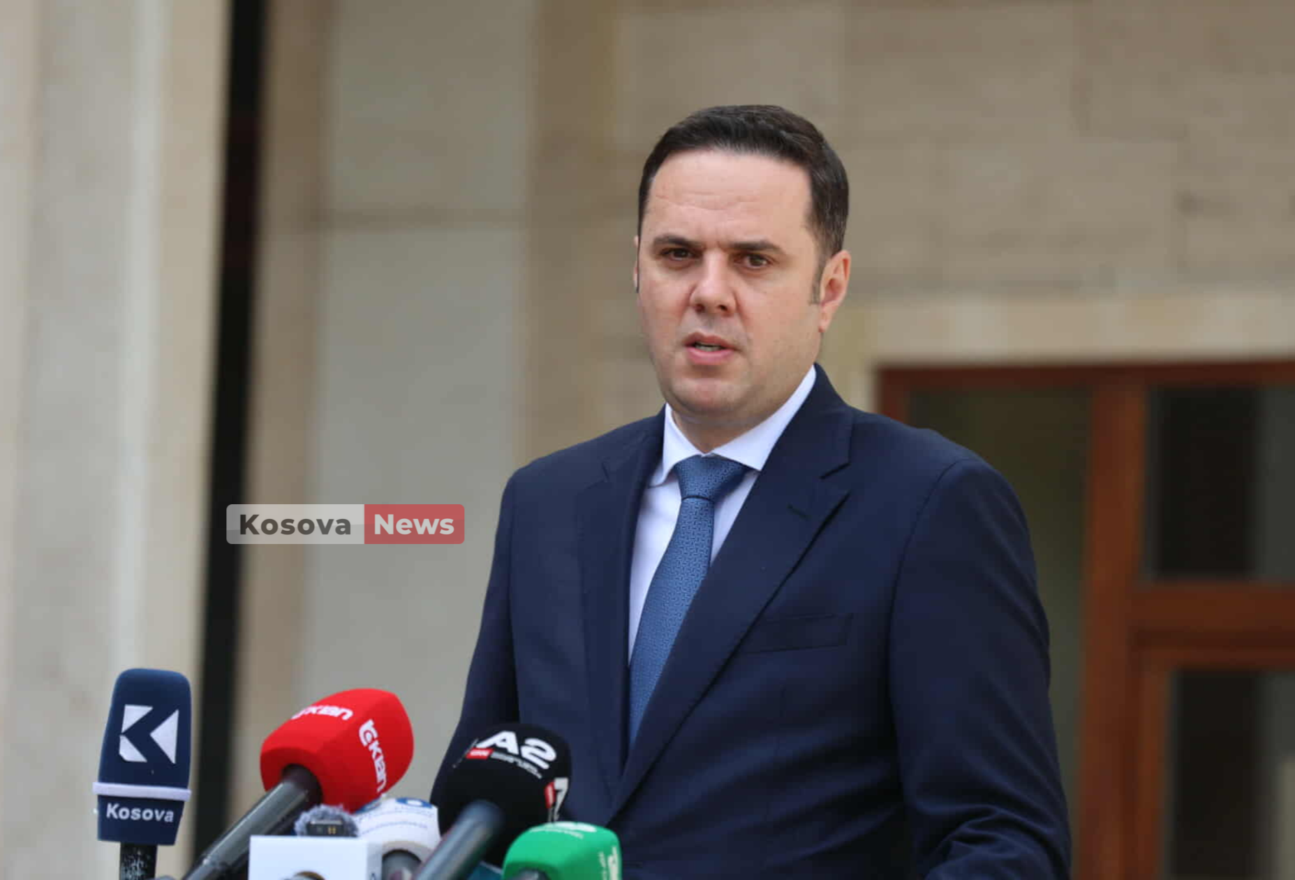 Abdixhiku: LDK nuk mbështet skenar ku tri pozitat kryesore i takojnë një partie