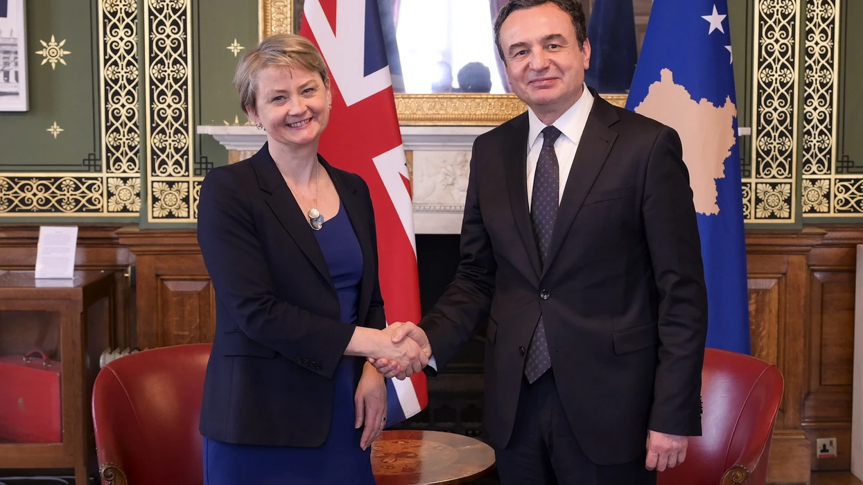 Kurti në takim me Yvette Cooper.: Mbretëria e Bashkuar, partner strategjik i Kosovës
