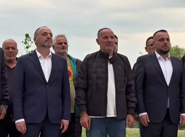Haskuka pas takimit me veteranët e luftës në Has: Nder dhe përgjegjësi e madhe të rreshtohesh krah luftëtarëve