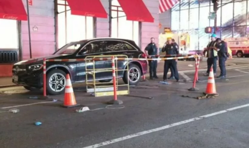 Tragjedi në Manhattan: 56-vjeçarja shqiptare humb jetën, pas rënies në një pusetë