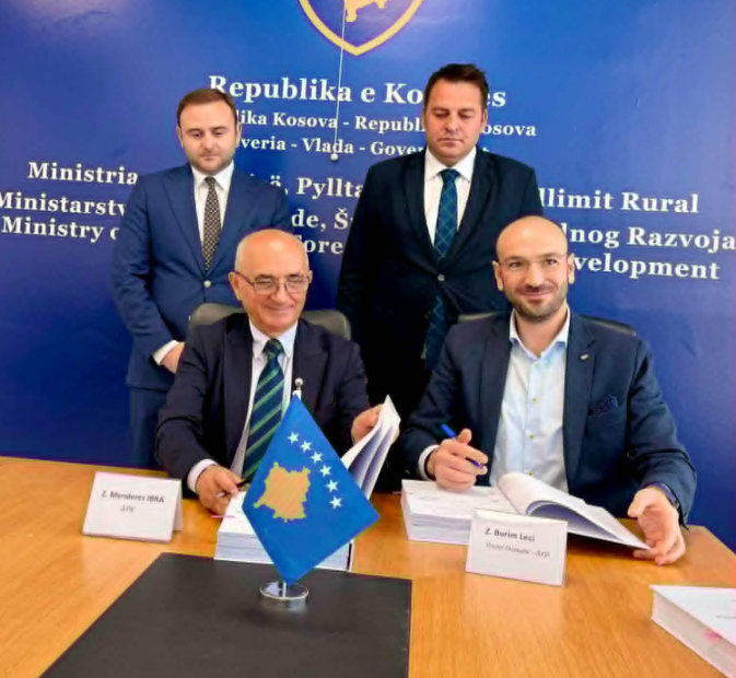 AKP bartë rreth 200 mijë hektarë prona pyjore në Ministrinë e Bujqësisë