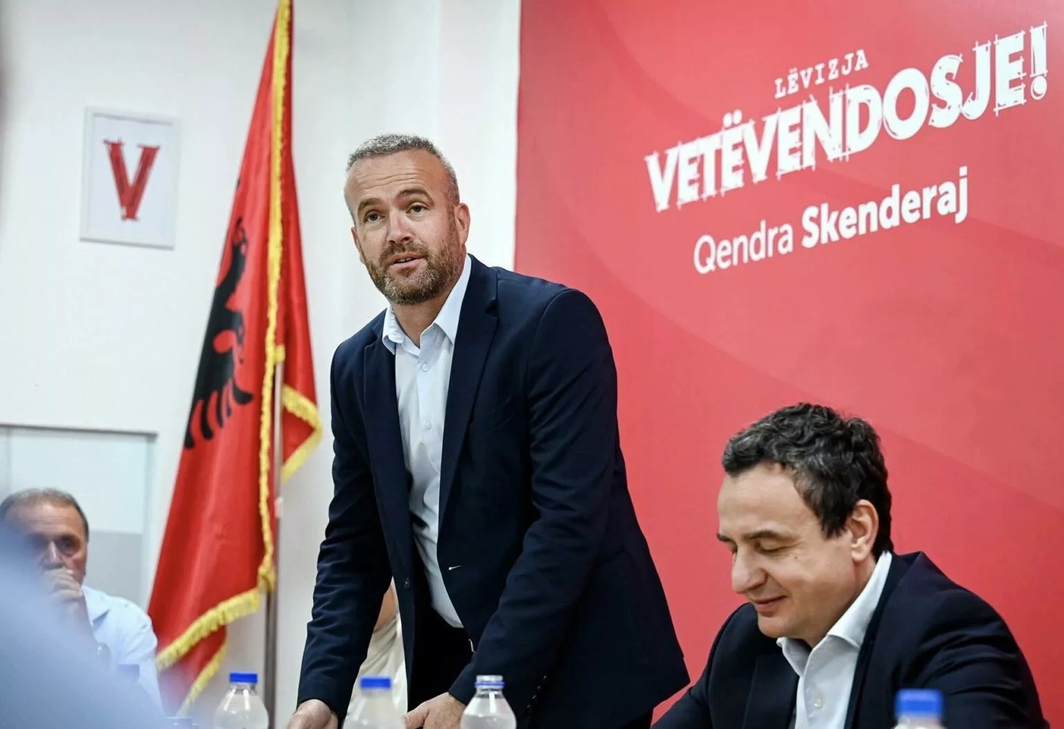 Grumbullimi i qytetarëve dhe traktorët në rrugët e Skënderajt, Mehani: Metoda të Radojiçiqit