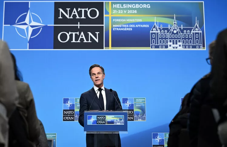Shefi i NATO-s e quan Turqinë “shembull të shkëlqyer” të organizimit të industrisë së mbrojtjes
